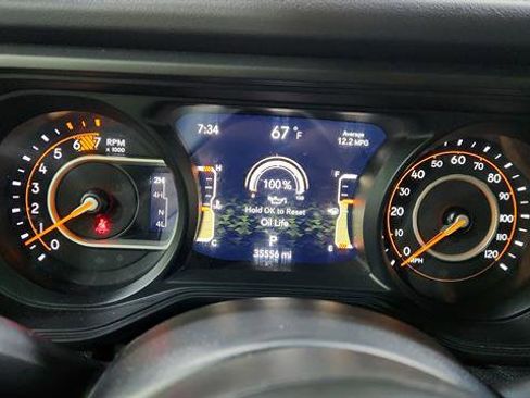 Used 2024 Jeep Wrangler Unlimited Rubicon image 14