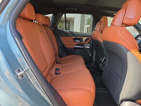 New 2026 Mercedes-Benz GLC 300 4MATIC image 17