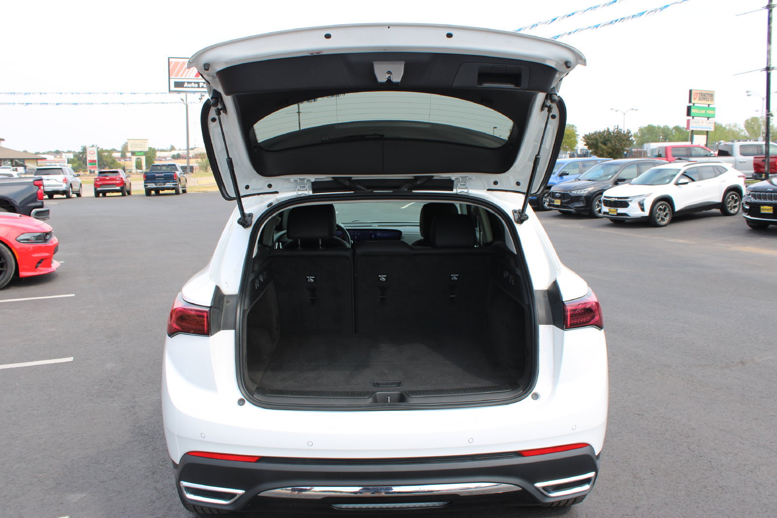 Used 2024 Buick Envision Preferred AWD/4WD image 8