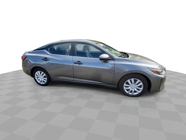 Used 2025 Nissan Sentra S FWD image 3