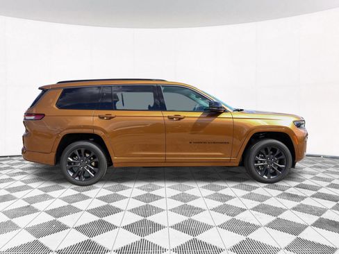 New 2026 Jeep Grand Cherokee L Limited AWD/4WD image 11