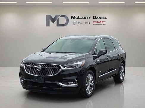 Certified 2019 Buick Enclave Avenir w/ Avenir Technology Package AWD/4WD image 3