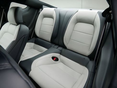 Used 2025 Ford Mustang GT Premium RWD image 11