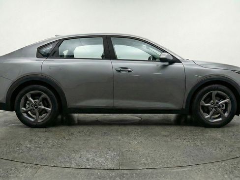 Used 2025 Kia K4 LXS image 11