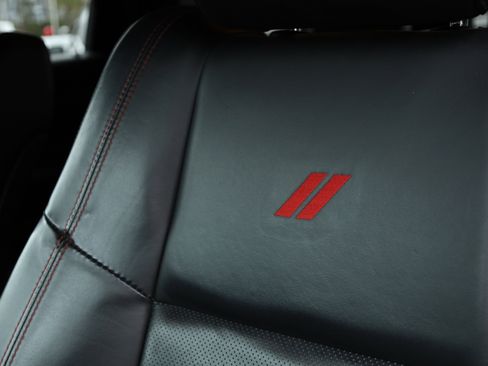 Used 2024 Dodge Durango GT image 28