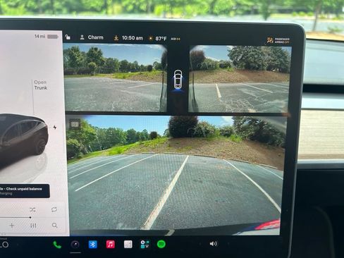 Used 2024 Tesla Model Y 2WD image 29