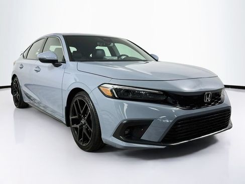 Used 2023 Honda Civic Sport Touring image 2