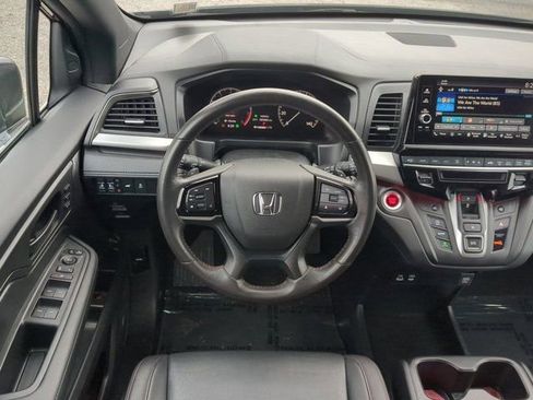 Used 2025 Honda Odyssey Sport-L image 15