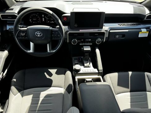 New 2026 Toyota Tacoma TRD Off-Road AWD/4WD image 12
