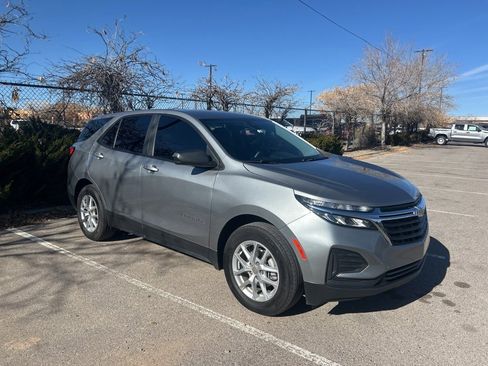 Certified 2023 Chevrolet Equinox LS image 3