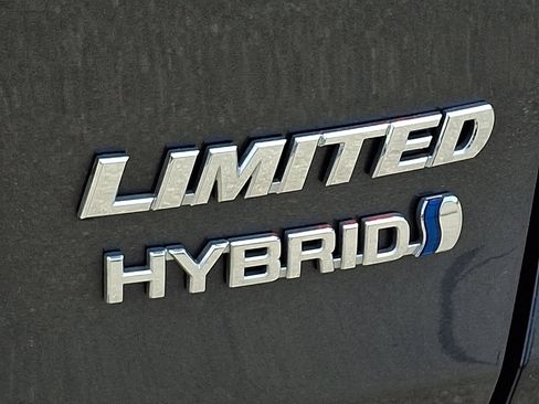 Used 2024 Toyota RAV4 Limited w/ Advanced Technology Package AWD/4WD image 34