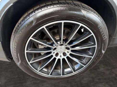 Used 2017 Mercedes-Benz GLC 43 AMG 4MATIC image 40