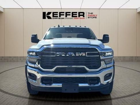 New 2026 RAM 5500 Tradesman w/ Chrome Appearance Group AWD/4WD image 9