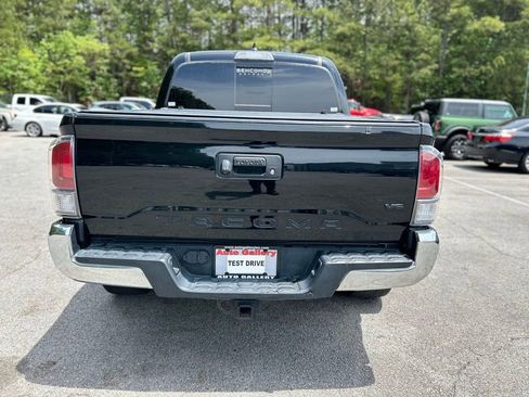 Used 2021 Toyota Tacoma TRD Off-Road AWD/4WD image 6
