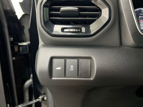 Used 2024 Honda Pilot Touring image 19