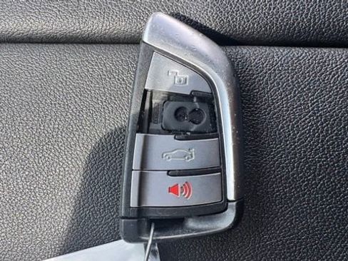 Used 2021 BMW X5 xDrive40i w/ Convenience Package image 34