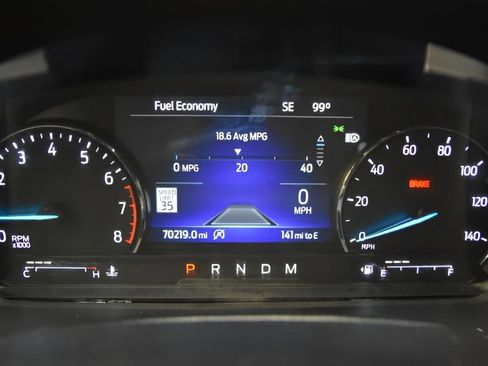 Used 2021 Ford Explorer XLT w/ Equipment Group 202A RWD image 22