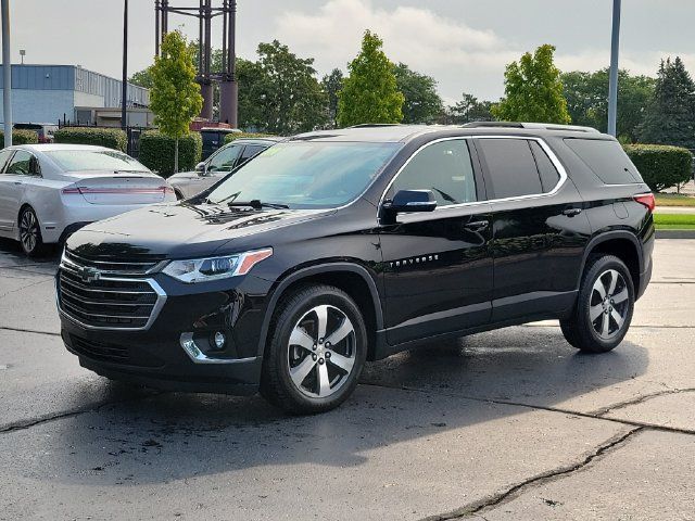 Used 2018 Chevrolet Traverse LT AWD/4WD image 2
