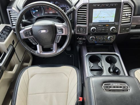 Used 2021 Ford F250 Limited w/ FX4 Off-Road Package image 21