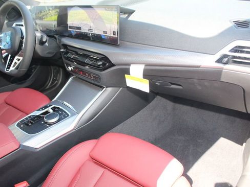 New 2026 BMW 330i xDrive Sedan w/ M Sport Package AWD/4WD image 25