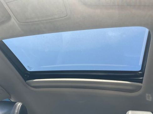 Certified 2022 Honda Civic Touring image 33