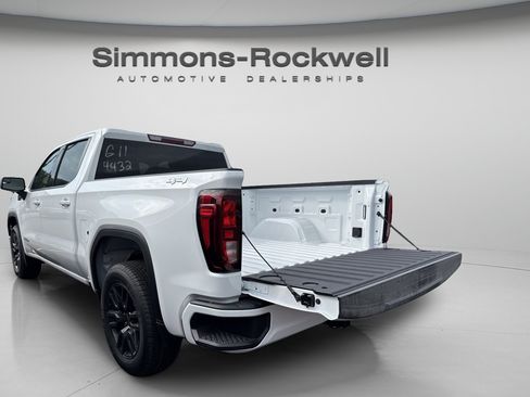 New 2026 GMC Sierra 1500 Elevation AWD/4WD image 4