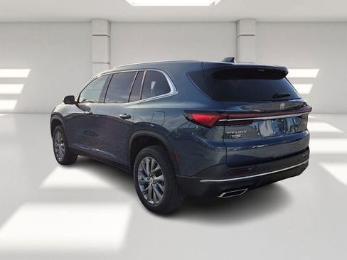 Used 2026 Buick Enclave Preferred w/ Power Package FWD image 3