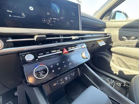 New 2025 Hyundai Santa Cruz Limited AWD/4WD image 18