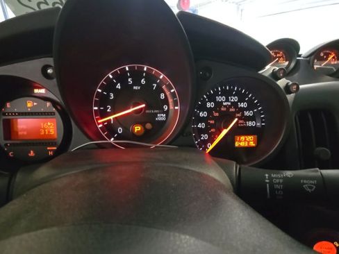 Used 2015 Nissan 370Z NISMO RWD image 14