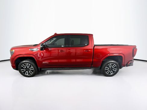 Used 2024 GMC Sierra 1500 AT4 w/ Technology Package AWD/4WD image 4