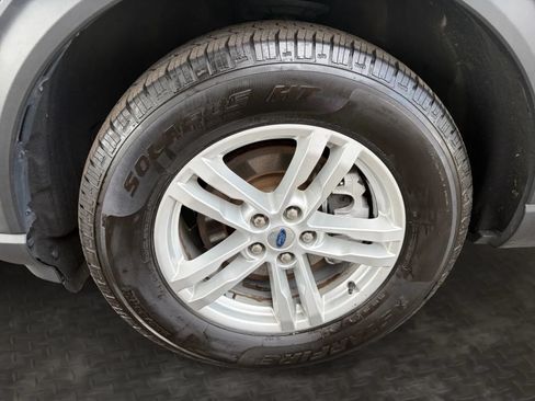 Used 2021 Ford Explorer XLT AWD/4WD image 38
