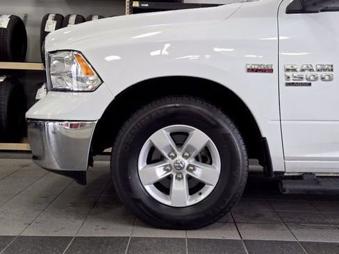 Used 2020 RAM 1500 Tradesman w/ Chrome Plus Package RWD image 9