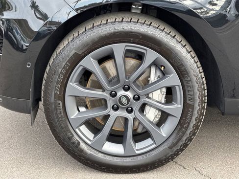 Used 2023 Land Rover Range Rover Sport SE image 34