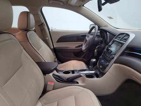 Used 2016 Chevrolet Malibu LTZ image 19