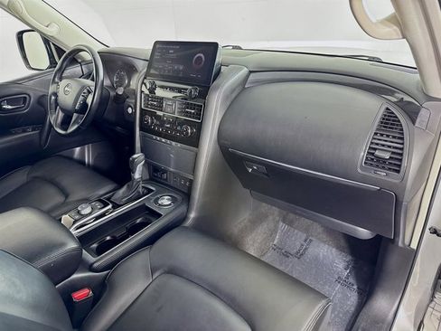 Used 2021 Nissan Armada SV image 29