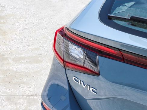 Certified 2024 Honda Civic Sport image 7
