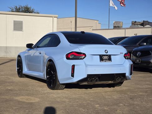 Used 2023 BMW M2 w/ Lighting Package image 8