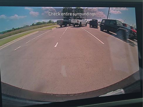 Used 2025 Jeep Wrangler Sport image 13