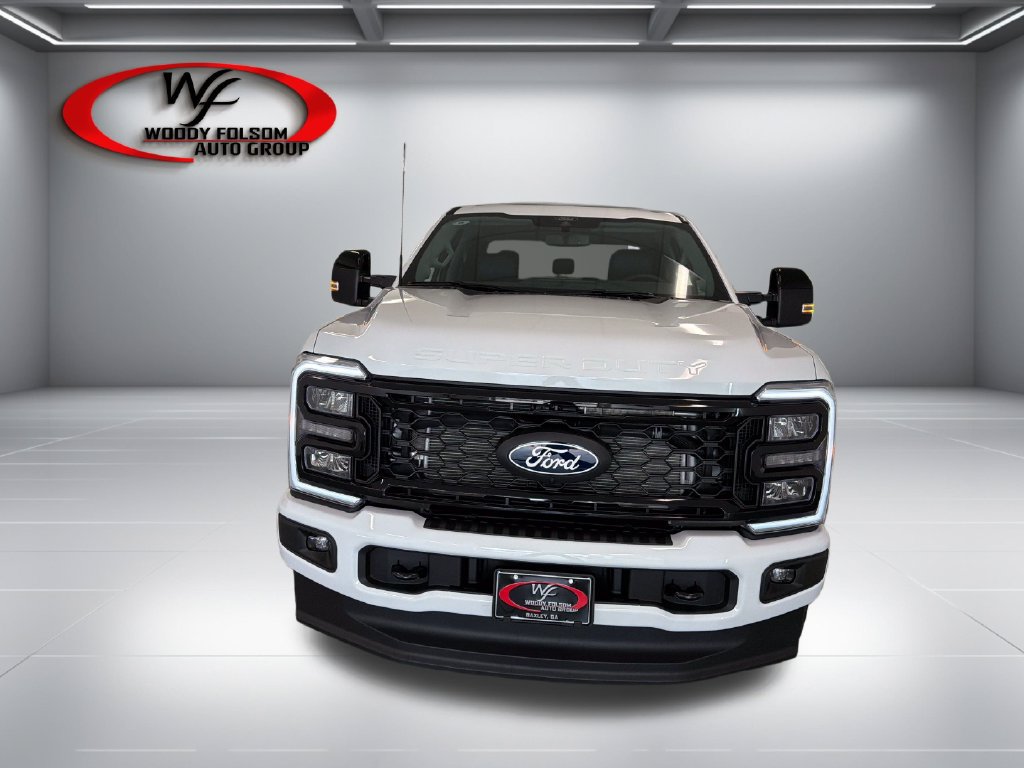 New 2027 Ford F250 Lariat w/ Black Appearance Package AWD/4WD image 2