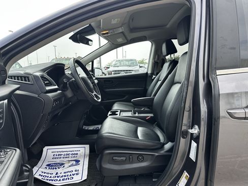Used 2025 Honda Odyssey EX-L image 18