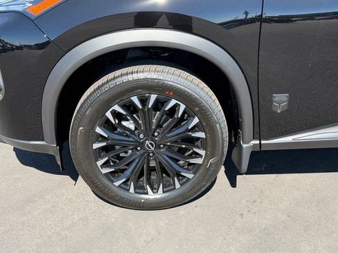 New 2026 Nissan Rogue SV FWD image 28