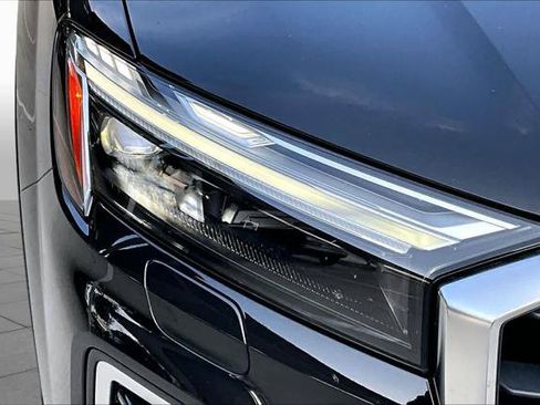 Certified 2025 Audi Q7 3.0T Premium Plus AWD/4WD image 28