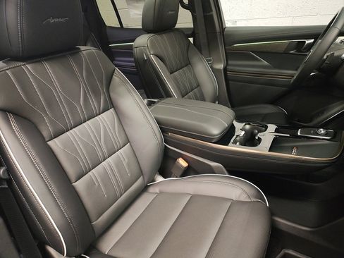 New 2026 Buick Enclave Avenir w/ Super Cruise Package image 10