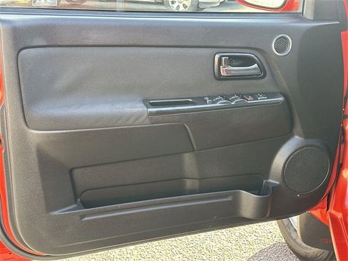 Used 2010 GMC Canyon SLT image 17