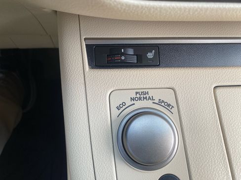 Used 2013 Lexus ES 350 image 22