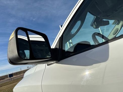 Used 2017 RAM 2500 SLT w/ Comfort Group image 29