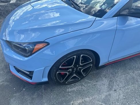 Used 2022 Hyundai Veloster N FWD image 3