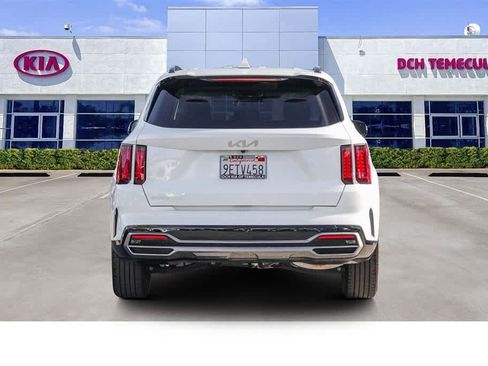 Certified 2023 Kia Sorento S image 5