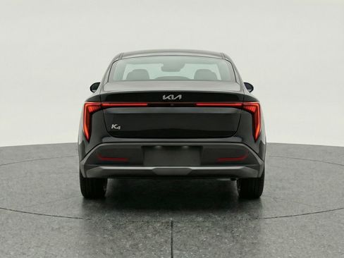 Used 2025 Kia K4 LXS image 7