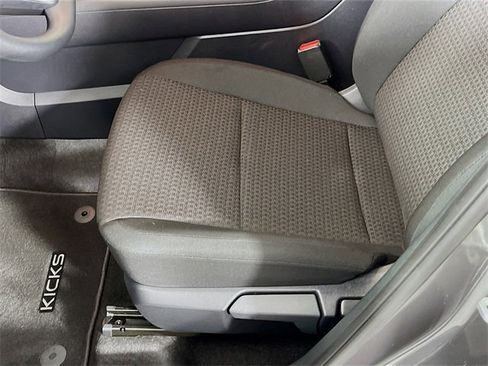 Used 2025 Nissan Kicks S image 19